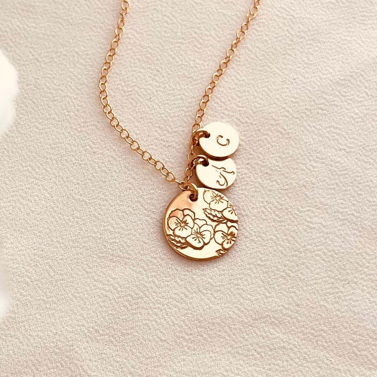 Personalized Mom Birth Flower Necklace with Kids Initial Charms
